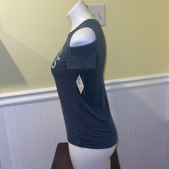 New Era New York Yankees girls cold shoulder top. Size 10-12 NWT. MLB. - Picture 6 of 10